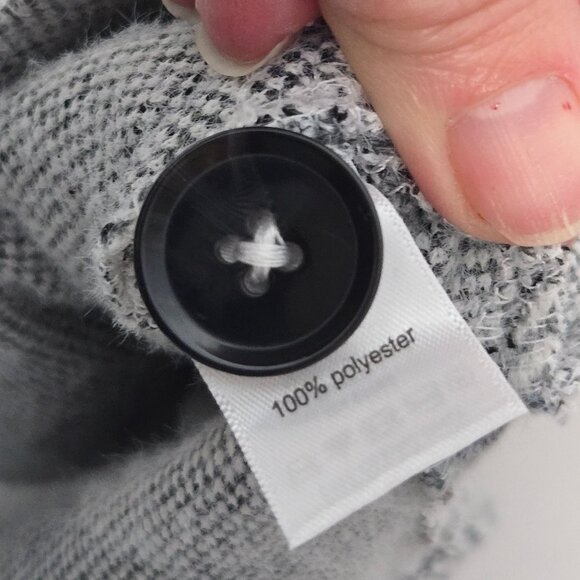 Maurices Size 2X Plaid Fleece Gray Button-Up Shirt Jacket Shacket - Picture 5 of 9